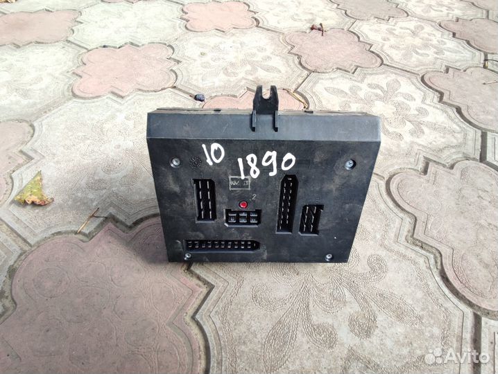 Щиток предохранителей