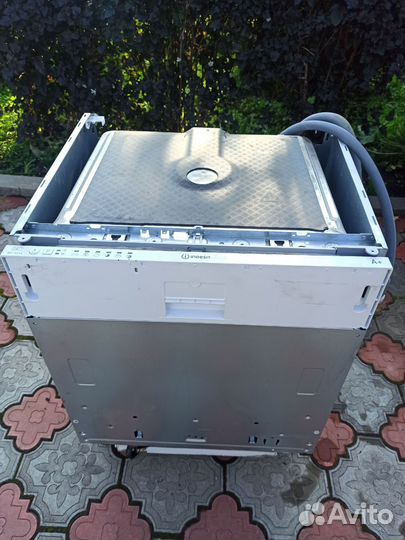 Посудомоечная машина Indesit на запчасти