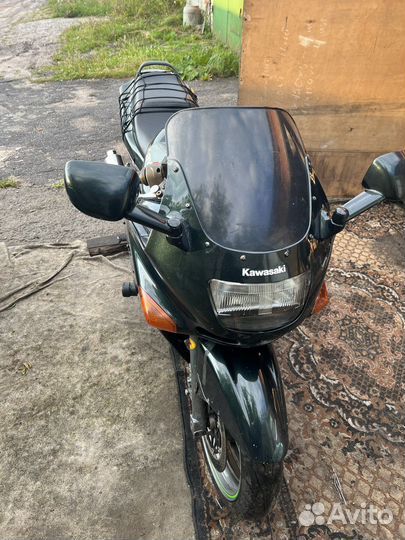 Kawasaki ZZR-400
