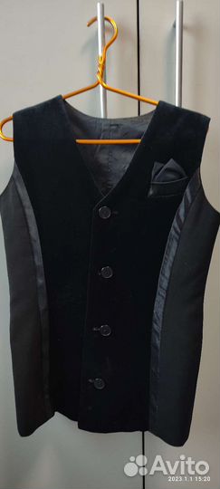 Жилет для европейской программы, Ю-1