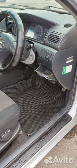 Toyota Corolla Runx 1.5 AT, 2003, 293 000 км