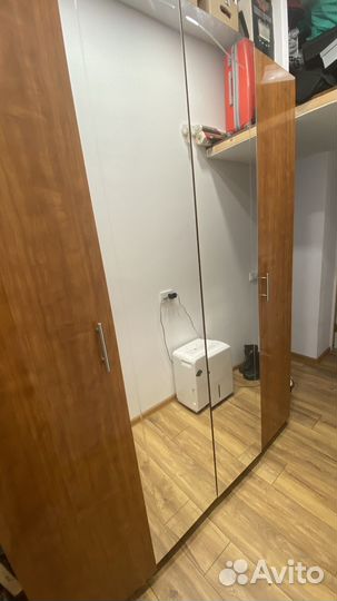 Кровать,комод,шкаф