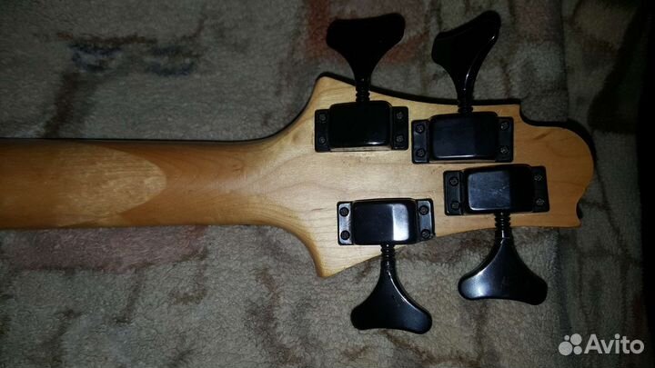 Бас гитара Samick Greg Benett