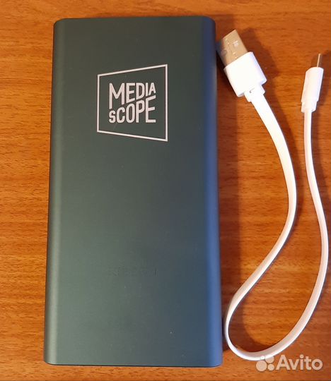 Пауэрбанк xiaomi новый