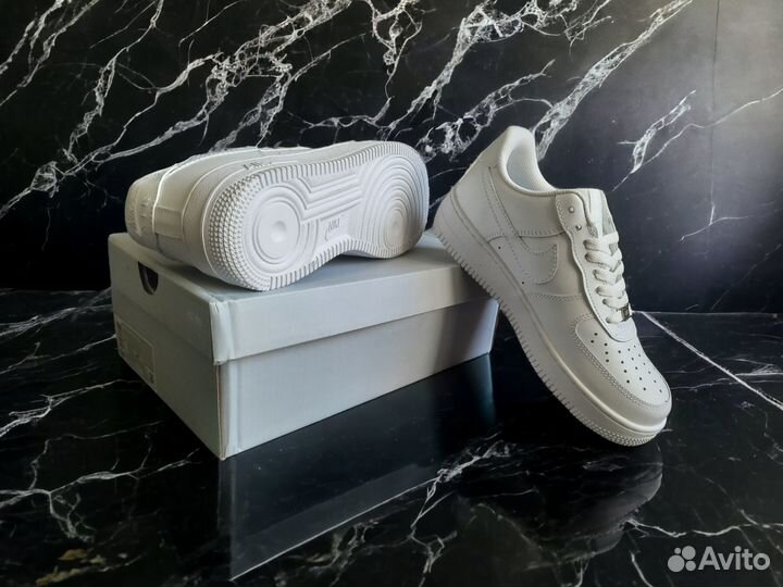 Кеды Nike Air force белые