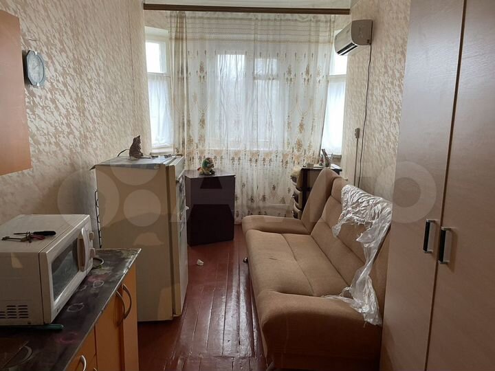 Комната 12 м² в 3-к., 2/2 эт.