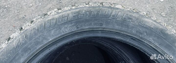 Blackhawk Snow-H HW01 235/50 R18