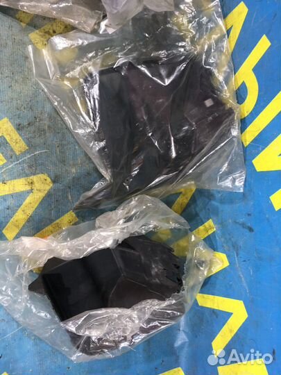 Воздуховод радиатора Renault Duster