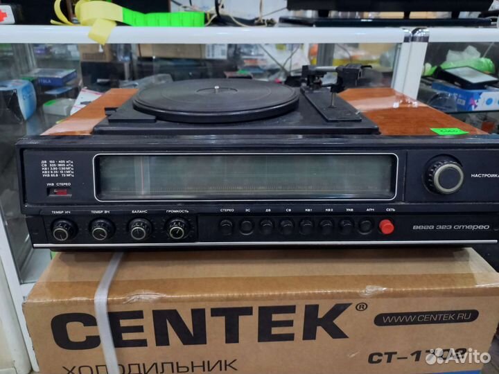 Проигрыватель для виниловых пластинок