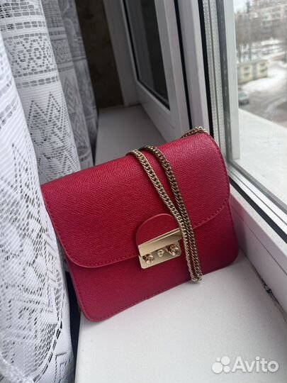 Сумка красная