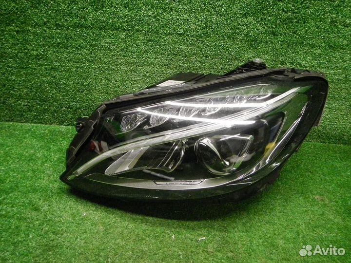 Фара левая Mercedes-Benz C-Class