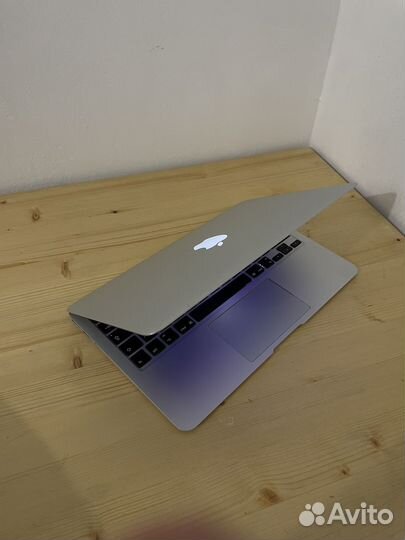 Apple macbook air 11 2015