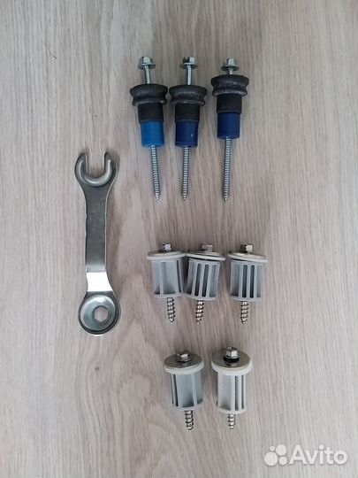 Транспортировочные болты для стиральной машины