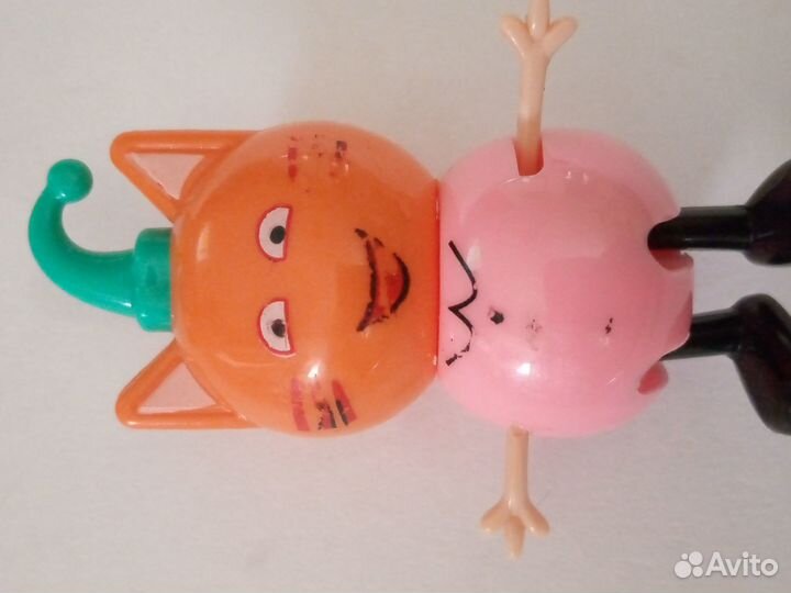 Киндер-сюрприз фигурки 