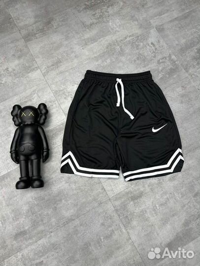 Шорты Nike