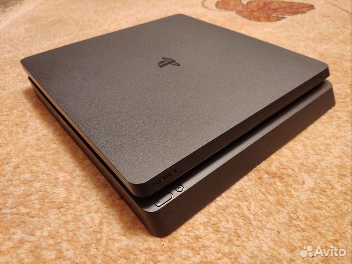 Sony PS4 Slim 1TB с Играми