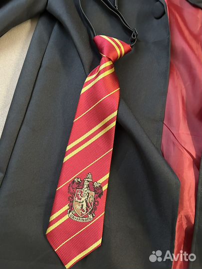 Мантия, галстук, палочка Гарри Потера