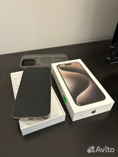 iPhone 15 Pro, 256 ГБ