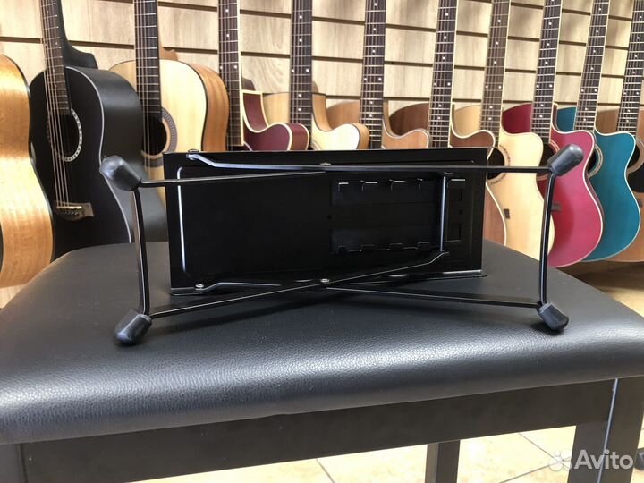 Подставка для ноги гитариста