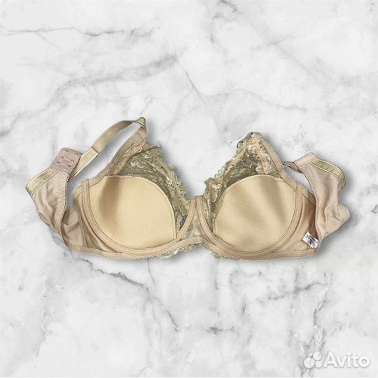 Бюстгальтер бежевый чашка F 90, 100