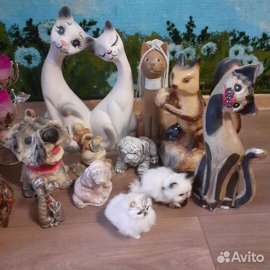 Отдам статуэтки кошки и собаки