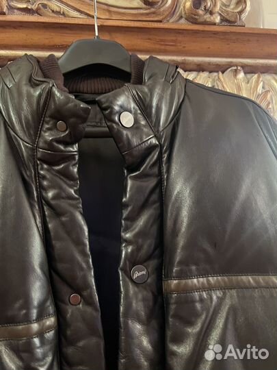 Продается кожаный пуховик Бриони