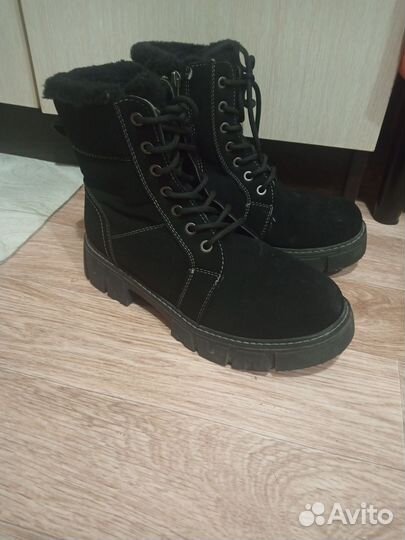 Ботинки женские зимние 37