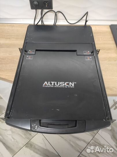 KVM консоль aten KL1516AiM