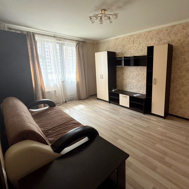 2-к. квартира, 51 м², 6/17 эт.