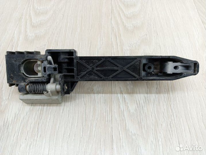 Ручка двери наружная передняя правая Nissan