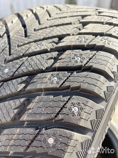 Grenlander Icedefensor Stud II 315/35 R20 85T