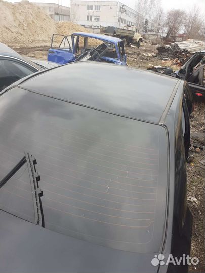 Заднее стекло Geely MK