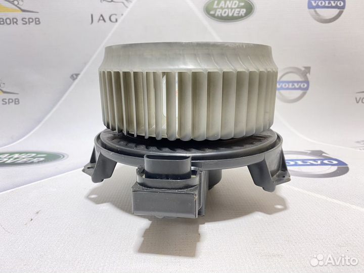 Моторчик отопителя Jaguar XJ X351 XF X250