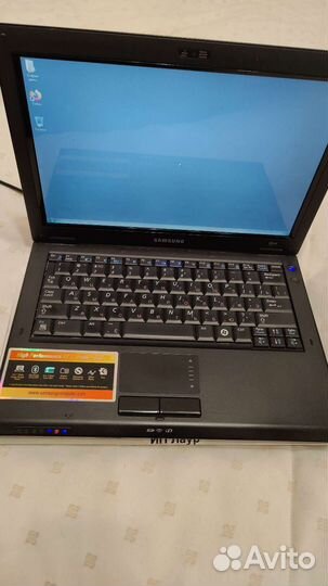 Ноутбук Samsung NP-Q45