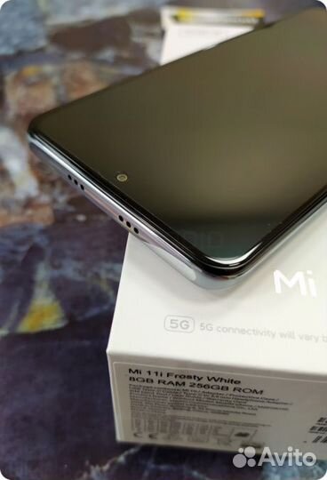 Xiaomi Mi 11, 8/256 ГБ
