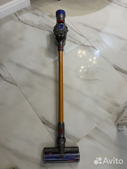 Пылесос Dyson v8 absolute