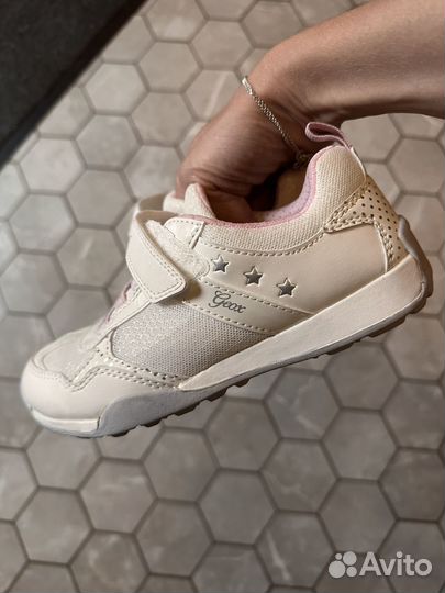 Кроссовки для девочки 31