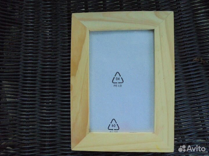 Рамки для фото и картин