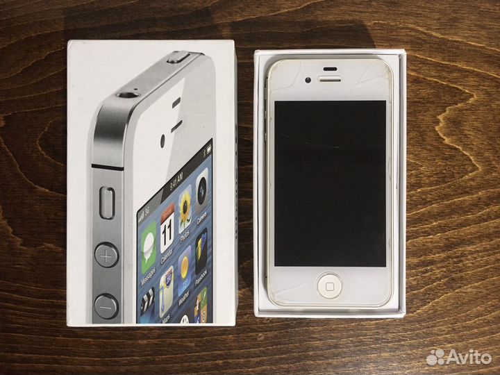 iPhone 4s белый 8Гб