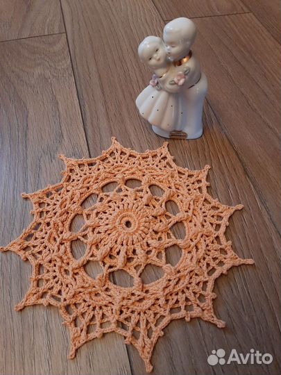 Салфетка-мини вязаная ручная работа