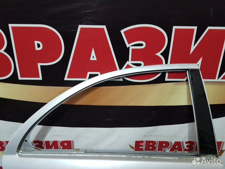 Дверь боковая задняя правая Mercedes-Benz C-Class