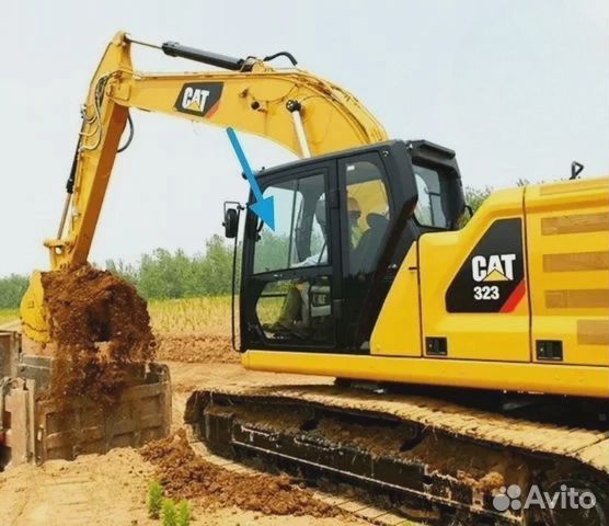Caterpillar 323 стекло дверное левое верхние
