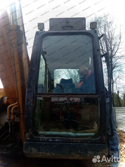 Каток xcmg XS143 Стекло лобовое правое/левое