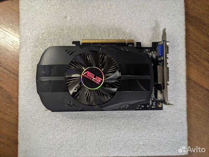Видеокарта Asus GeForce GTX 750