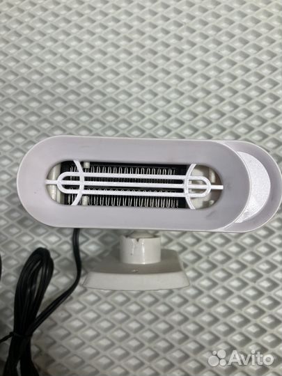 Автомобильный мини обогреватель