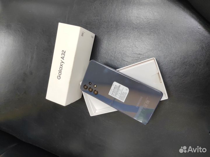 Samsung Galaxy A32, 4/64 ГБ