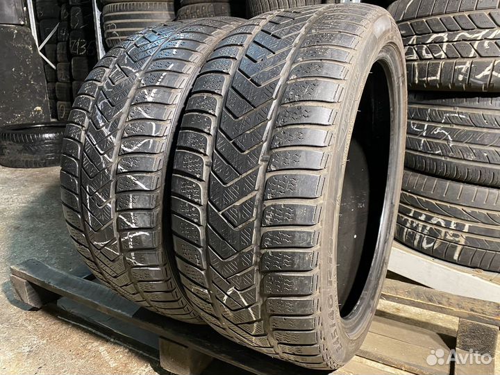 Pirelli Winter Sottozero 3 245/40 R19 94V