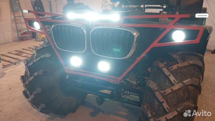 Квадроцикл-вездеход 1500 куб. плавающий