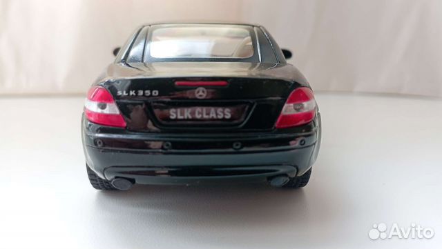 Машинка Mercedes-Benz SLK 1/32