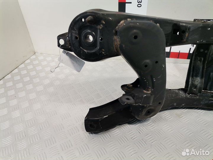 Балка задняя/подрамник Ford Escape